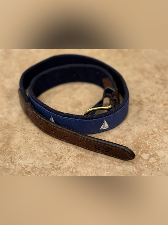 Vineyard Vines Other - Vineyard vines, sailboat ribbon belt size 30